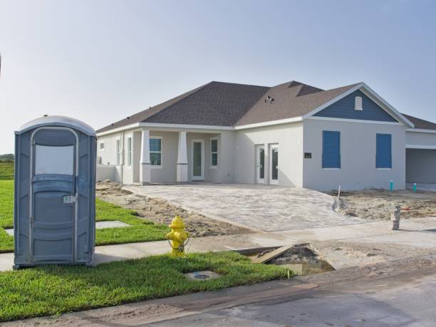 Portable Toilet Options We Offer in Charlevoix, MI