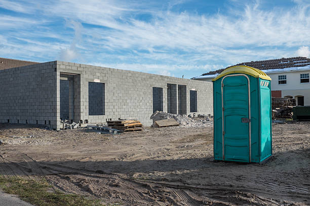 Best Porta potty rental near me  in Charlevoix, MI
